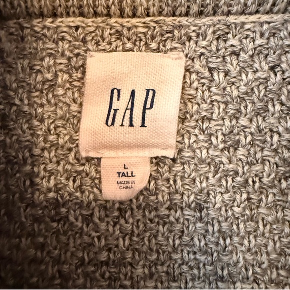 GAP Men's Gray Cable Knit Cardigan - Size Large Tall - Picture 2 of 3